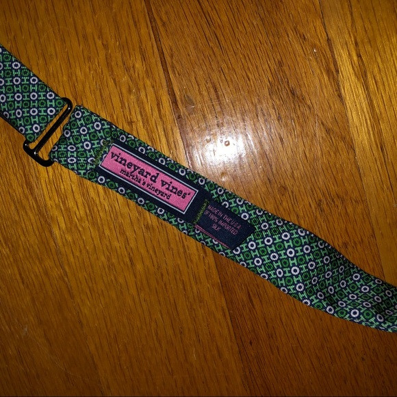 Green Ho-Ho-Ho Bow Tie - Picture 3 of 3